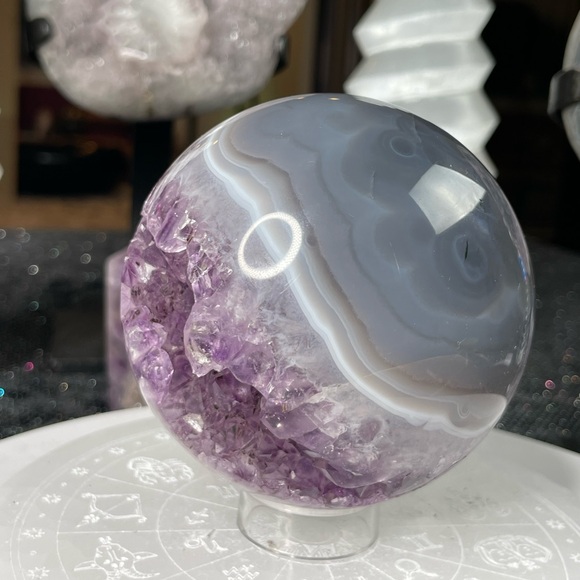 Druzy Amethyst Sphere w/ Blue Agate Banding- DAS1 - Picture 4 of 6